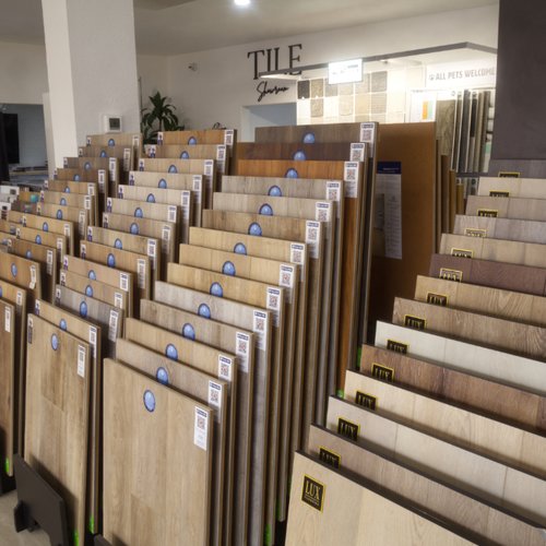 Lux LVP Flooring in Yuma AZ